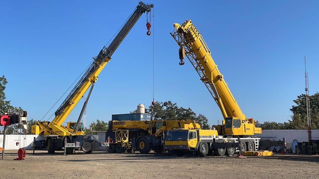 Grúas telescópicas y manipuladores de materiales | Total Machine