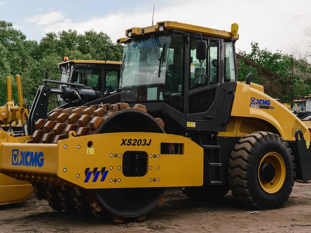 Equipos viales y varios | Total Machine